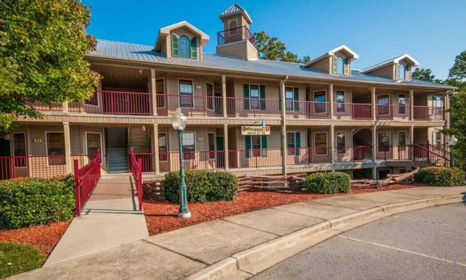Clarkesville Apartment | Perfect 2BD family vacation spot with Family Friendly Resort Activities on site