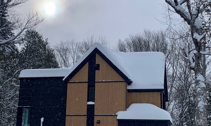 Saint Donat Ski Chalet | Perfect place to relax with forest and lake
