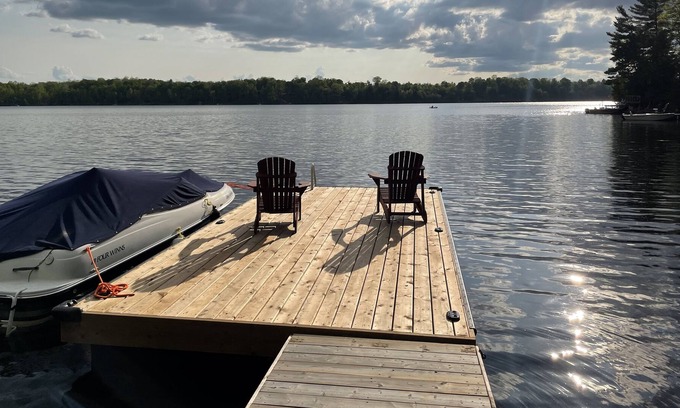 Marmora and Lake Cottage | Perfect Family Getaway on a Pristine Lake With Amazing Views and Swimming
