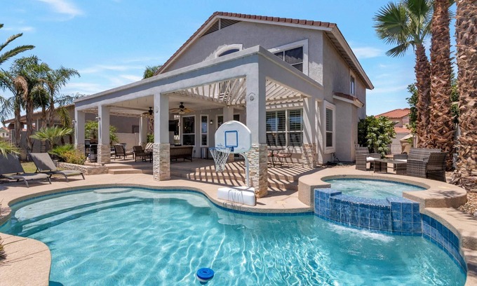 Arrowhead Lakes House | Perfect Family Getaway! Waterfront home w/Kayaks, Private Heated Pool & Spa! Pool table + Free Golf