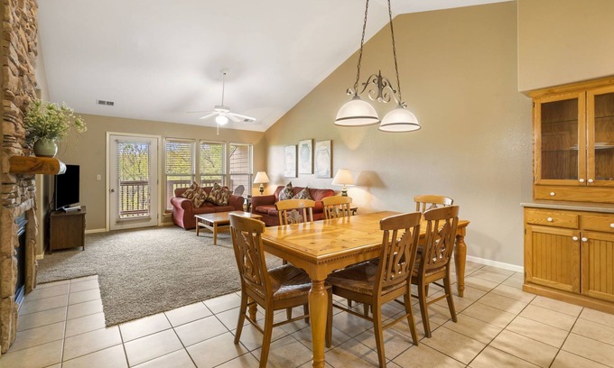 Branson West Apartment | Perfect for a Couples' Getaway! Full Condo + Connecting Suite with Kitchenette