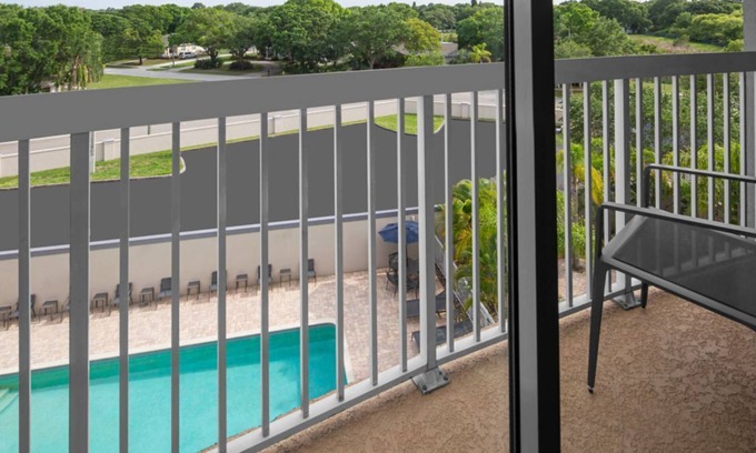 Oldsmar Hotel | Perfect for Families! 4 Queen Rooms with Wi-Fi, Gym Access & Outdoor Pool!