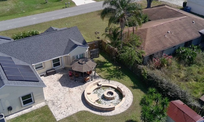 Interchange Square House | Perfect getaway at this beautifully 3-bedroom, 2-bathroom home in Palm Bay, FL.