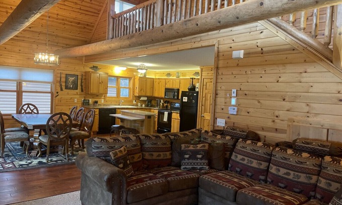 Garrison Cabin | Perfect Getaway Cabin Near Lake Mille Lacs