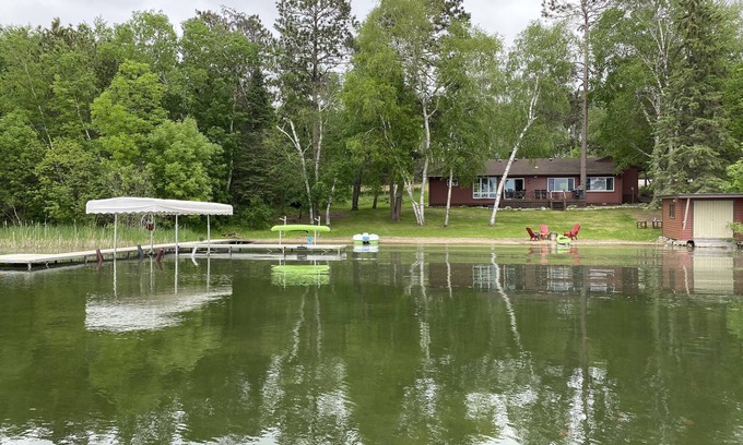 Nevis House | Perfect getaway for sun and lake fun.