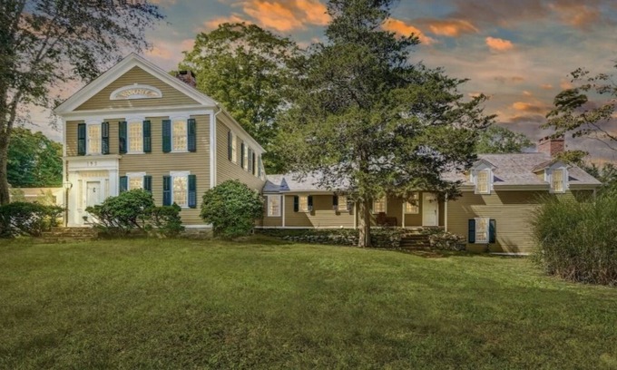 Madison Other | Perfect getaway to relax and experience country living in an elegant East Cost.