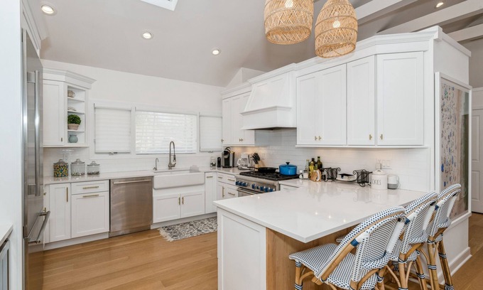 Remsenburg House | Perfect Hamptons Getaway. Heated Pool. New Outdoor Kitchen.