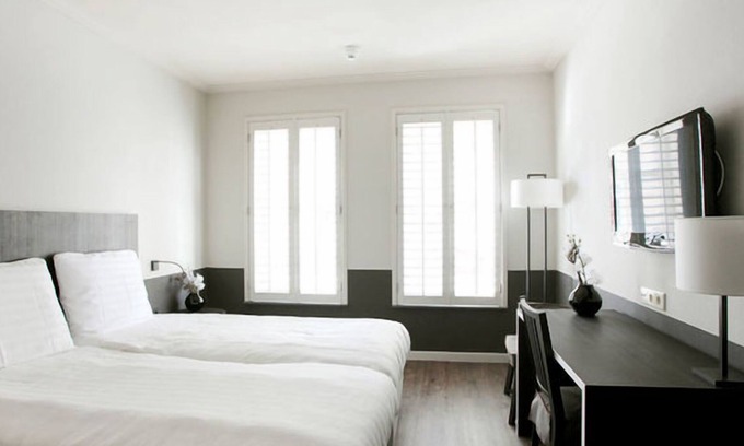 Municipality of Huizen House | Perfect Harbor Stay w/Onsite Dining | Near Huizen Attractions & Nature Reserves