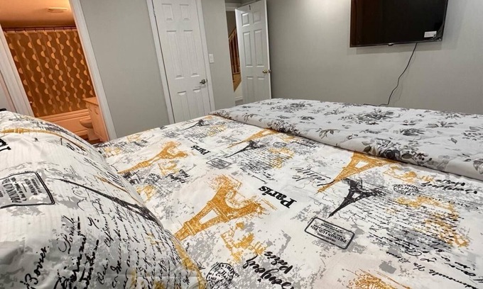 Brampton House | Perfect Home for Your Next Chapter at Golden Beautiful Home.