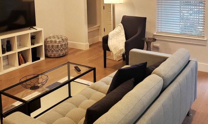 Mahncke Park House | Perfect home - perfect neighborhood!