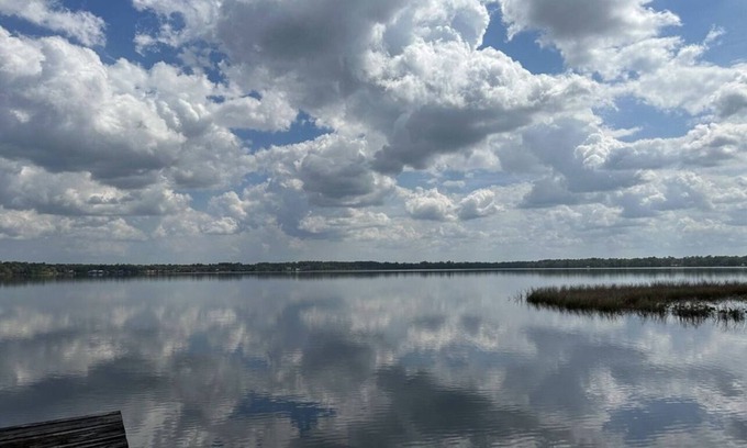 Florahome House | Perfect Lake Day