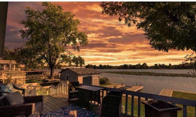 Lakeview House | Perfect Lake get-a way. Beautiful views!