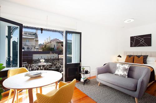 Glebe Apartment | Perfect Located Comfy Studio with Balcony