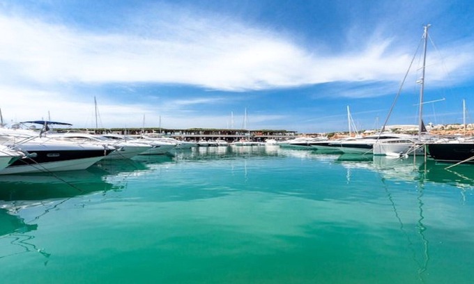Santa Ponsa House | Perfect location on the legendary Port Adriano harbor