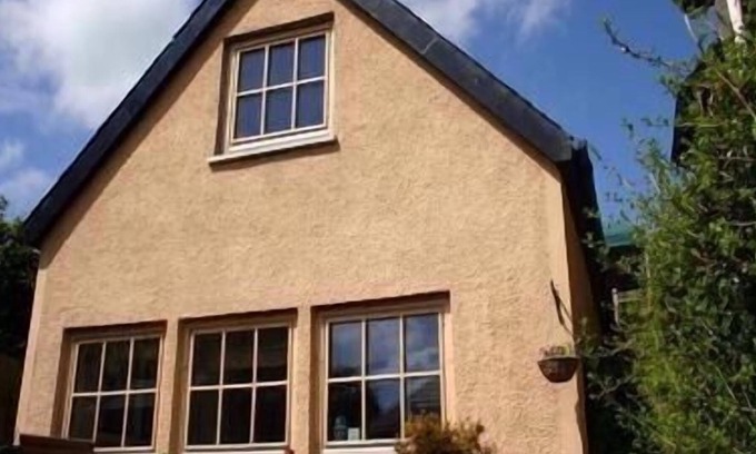 Drymen Cottage | Perfect location to explore beautiful Loch Lomond and The trossachs