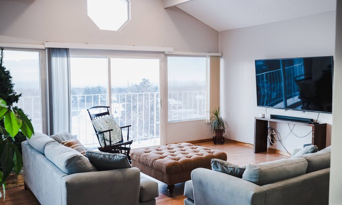 Mount Olympus House | Perfect Location! Perfect View!