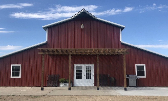 Platte Cabin | Perfect lodging for fishermen, hunters and family gatherings! Sleeping for 12.