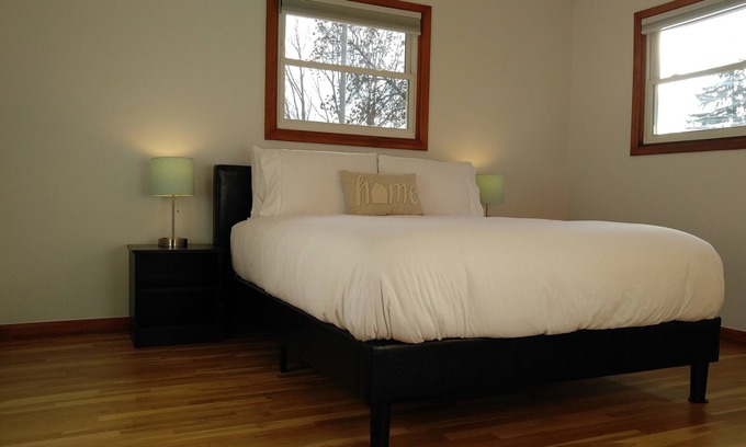 Bismarck House | Perfect Long Term Rental! Gorgeous 3 Bed Home