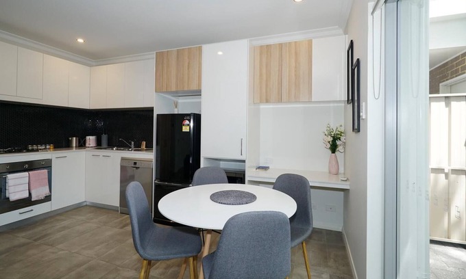 Perth Apartment | Perfect One Bed Home in Perth