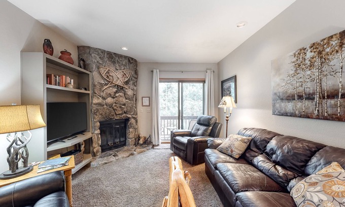 Purgatory Condo | Perfect perch near the mountain with great view, fireplace, balcony & WiFi