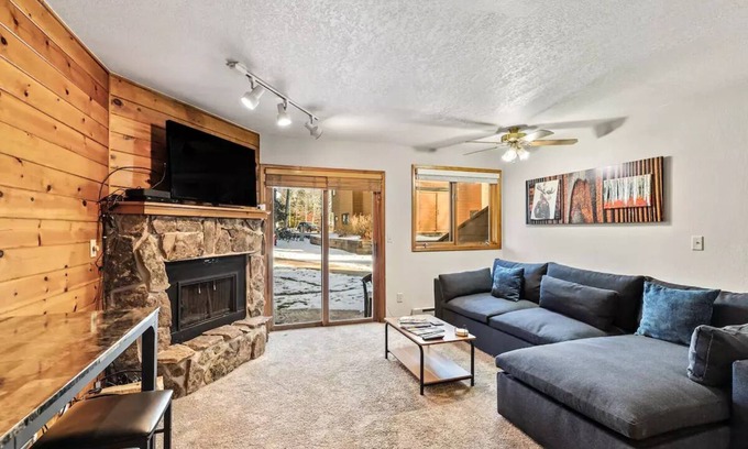 Steamboat Springs Apartment | Perfect Summer Getaway! - Hot Tubs/Parking/Free Bus Route