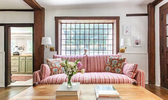 Sherman House | Perfection in Litchfield County, Cozy 5 Bedroom with Pool. Close to everything