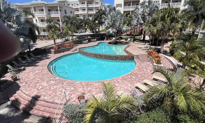 Frigate Bay Condo | Perfectly located Condo in Frigate Bay.