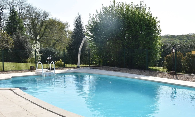 Beaumont-du-Perigord House | Perigordine House 8 People with Pool - TOTALLY PRIVATE ASSEMBLY