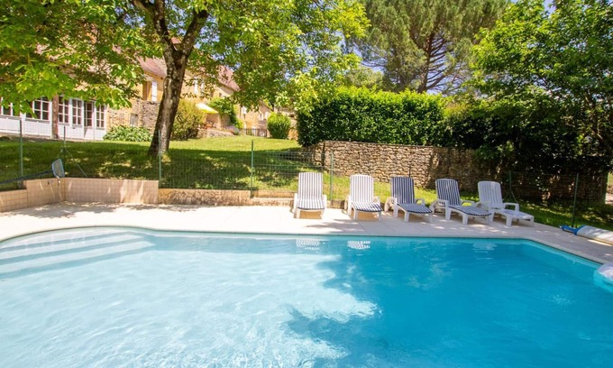 Saint-Avit-Senieur Cottage | Périgord house with pool, 7 pers, garden, fireplace