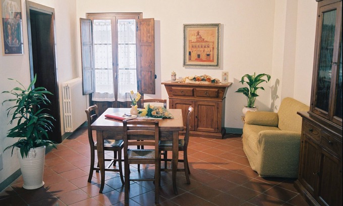 Citta di Castello House | Period residence, in the historic center, apartment for five people.