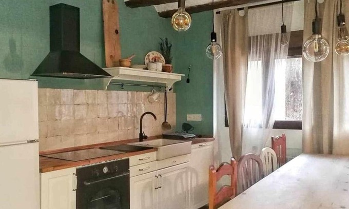Munebrega House | PERIQUiNA CASA RURAL CON ENCANTO