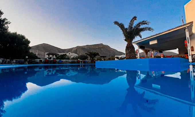 Emporio Hotel | Perissa Hotel