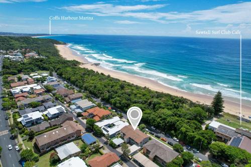 Sawtell Apartment | Periwinkle
