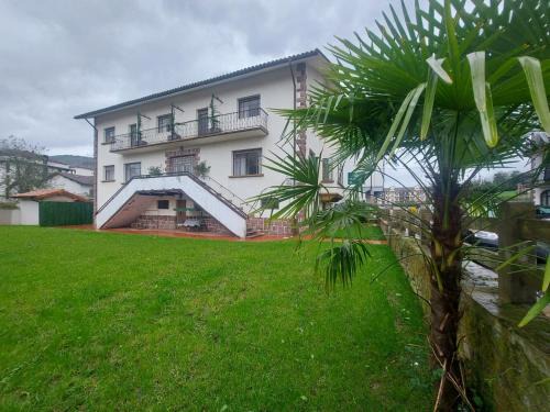 Elizondo Villa | PERLA ETXEA
