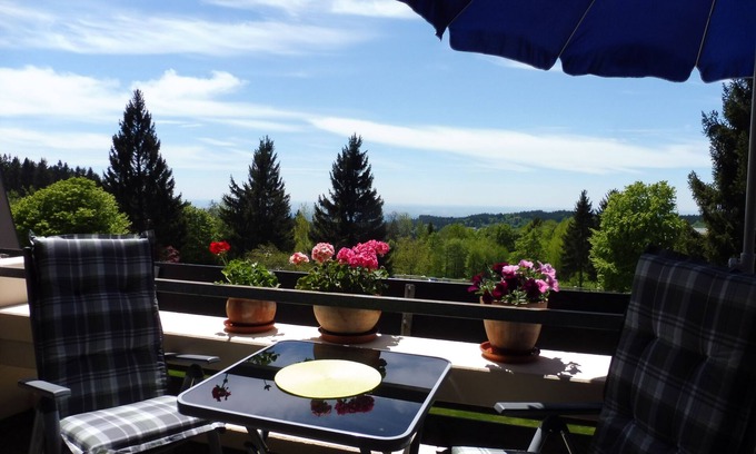 Sankt Englmar Apartment | Personally managed 2-room comfort vacation apartment with panoramic view (max. 5 pers.)