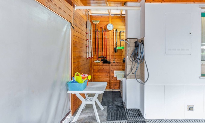 Pescara Apartment | Pescara Colli Roomy Apartment with parking