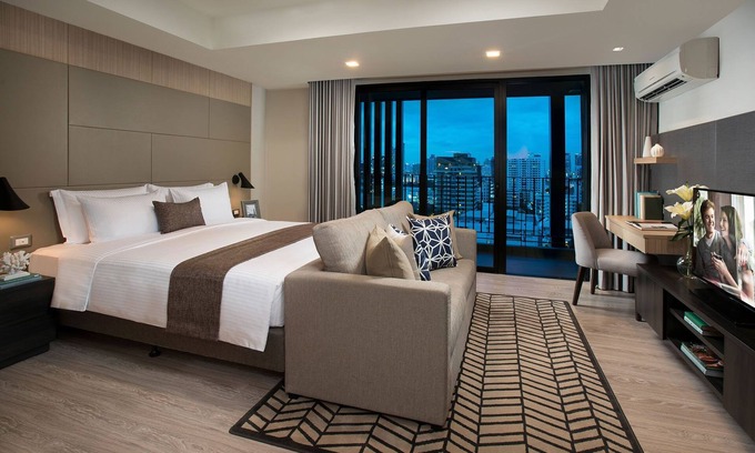 Ekkamai Condo | Pet Friendly Studio/Ekkamai/serviced/Monthly