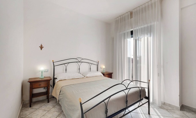 Varigotti Apartment | Pet-Friendly Apartment "11 Mehari" with Balcony & Wi-Fi