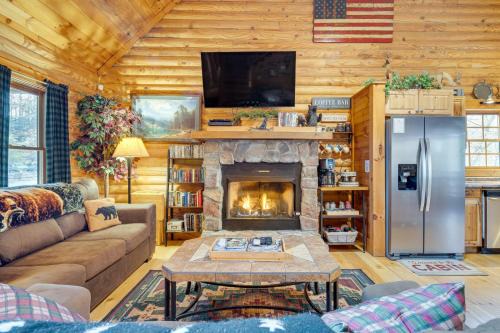 Lake Lure House | Pet-Friendly Cabin with Loft 5 Mi to Lake Lure!