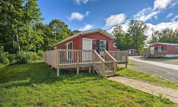 Cassopolis Cabin | Pet-Friendly Cassolopis Escape, Near Lake!