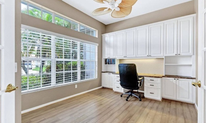 White Marsh House | Pet-Friendly Family Retreat w/pool & beach supplies for 8 near Gulf Beaches