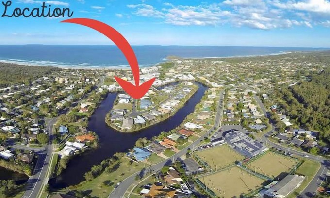 Bogangar House | Pet Friendly Family Holiday Home - Cabarita Beach /Bogangar (Walk to Beach)