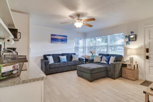 Bayview House | Pet-Friendly Gulfport Home Walkable Location!