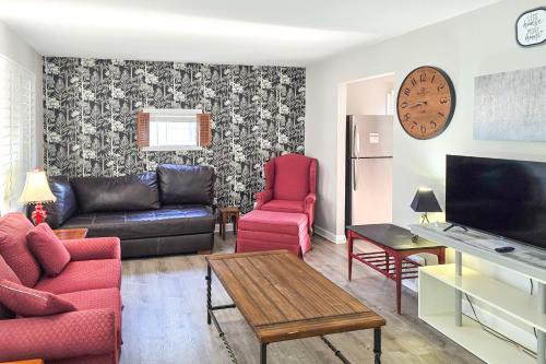 Airport Township House | Pet-Friendly Home - 3 Mi to St Louis Airport