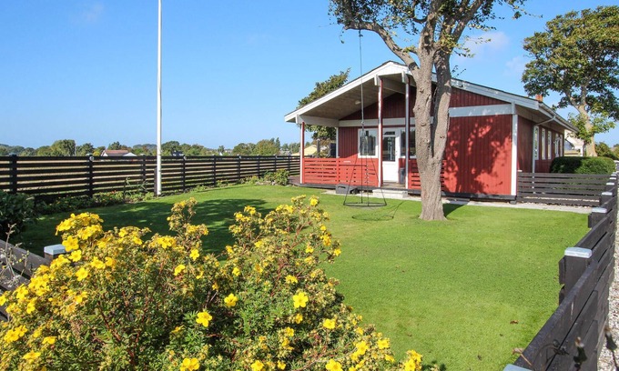 Samsø House | Pet friendly home in Samsø with kitchen