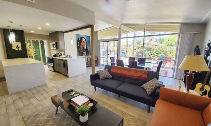 South Scottsdale House | Pet-friendly mid-century pool and hot tub home: Old Town Scottsdale