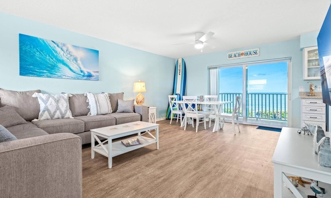 Crystal Lakes Condo | Pet Friendly, Non Smoking, Oceanfront Beach Condo with Amazing Views.