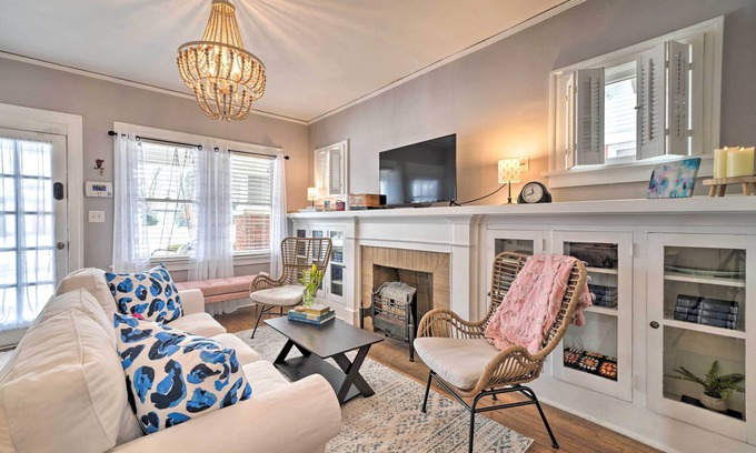 Central Oklahoma City House | Pet-Friendly OKC Home, 3 Miles to Downtown!