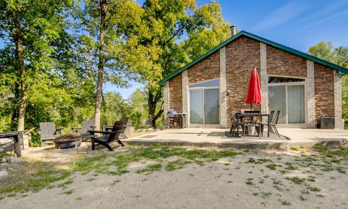 Richville House | Pet-Friendly Richville Vacation Rental with Dock!
