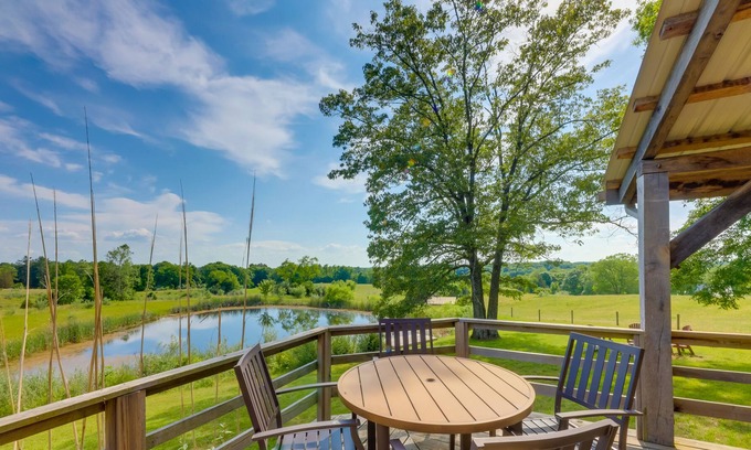 Seaman Cabin | Pet Friendly Seaman Vacation Rental w/ Fire Pit!